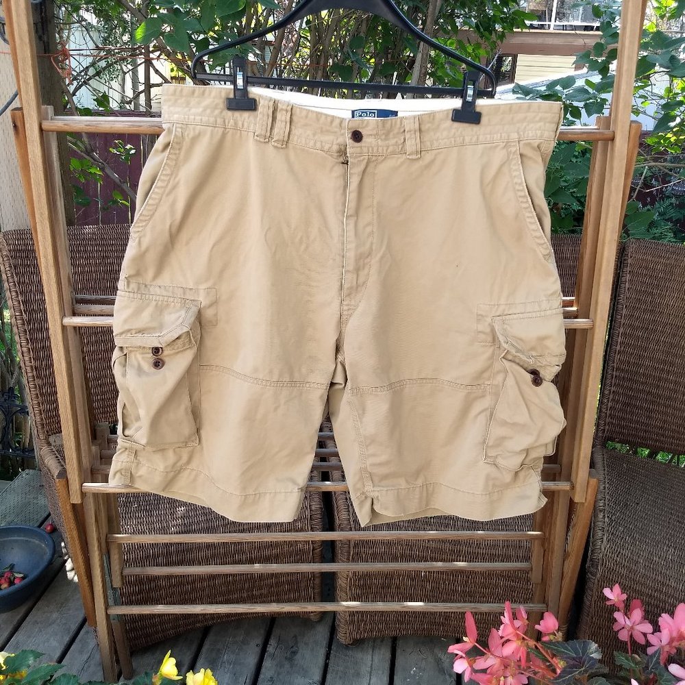Polo by Ralph Lauren khaki cargo shorts Size 44T